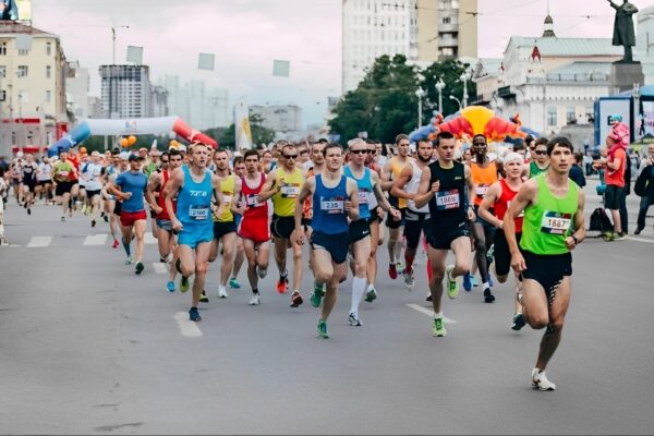 How to set a marathon goal marathon race just before finish line