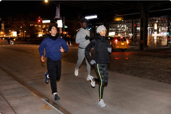 Borg scale intensity - Three friends running at night in the city