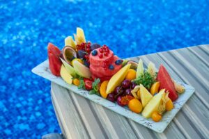 marathon-runners-diet-max-energy-on-race-day-Different-delicious-fruits-on-a-tray