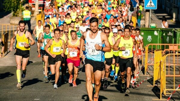marathon training progress - marathon runners - just after the starting shot