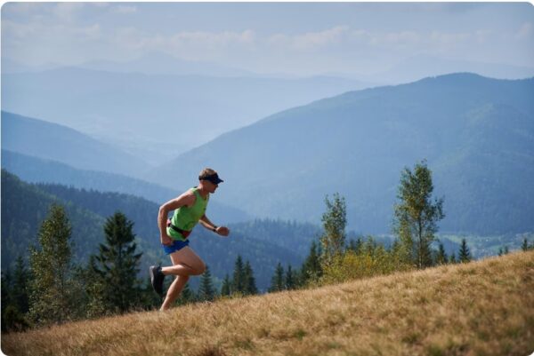 marathon training progress - runner execute hill training