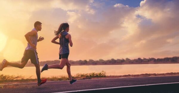 How to lose weight by running daily with intervals and fast running sessions to boost metabolism