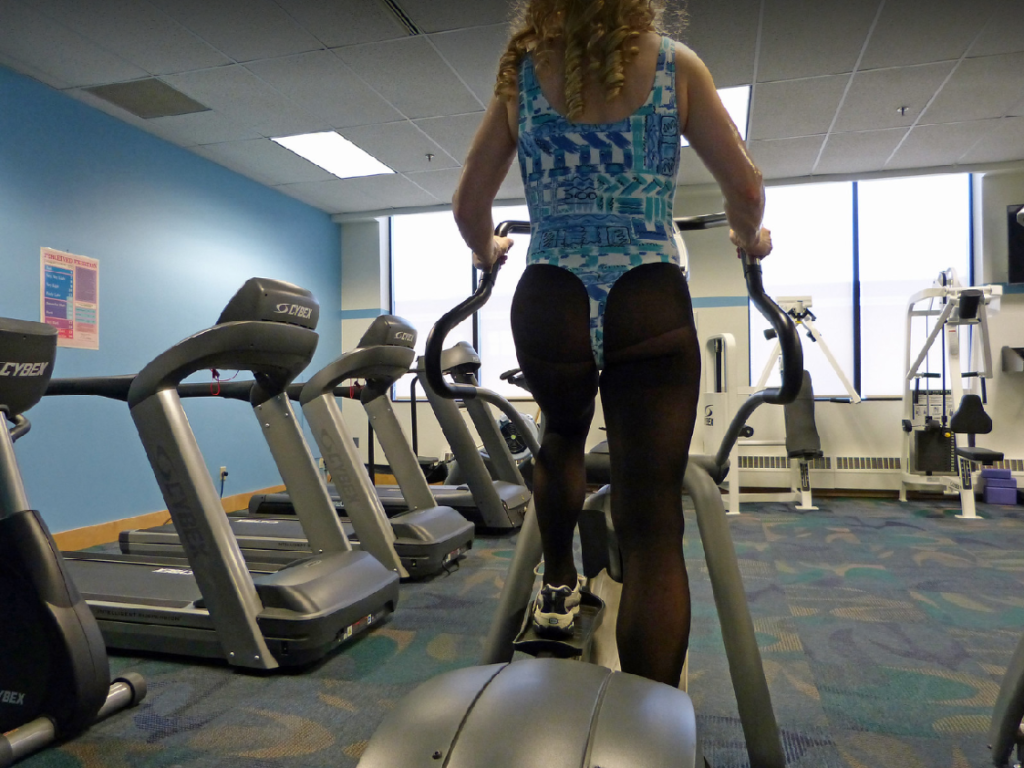 Improved-Running-By-Cross-Training-Makes-Reliable-Results-Lady-on-Cross-Trainer
