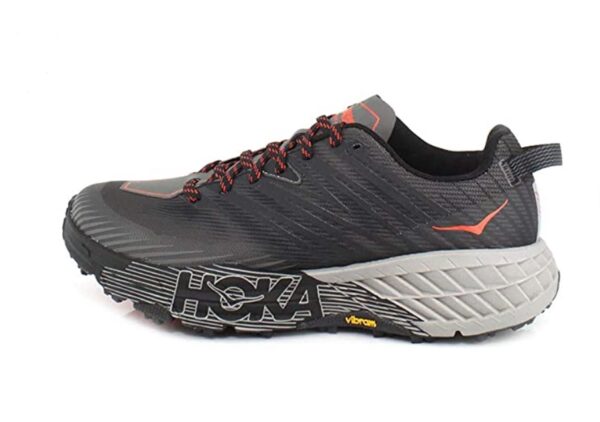 Choose-the-best-running-shoe-to-different-purposes-HOKA-ONE-ONE-SPEEDGOAT-4