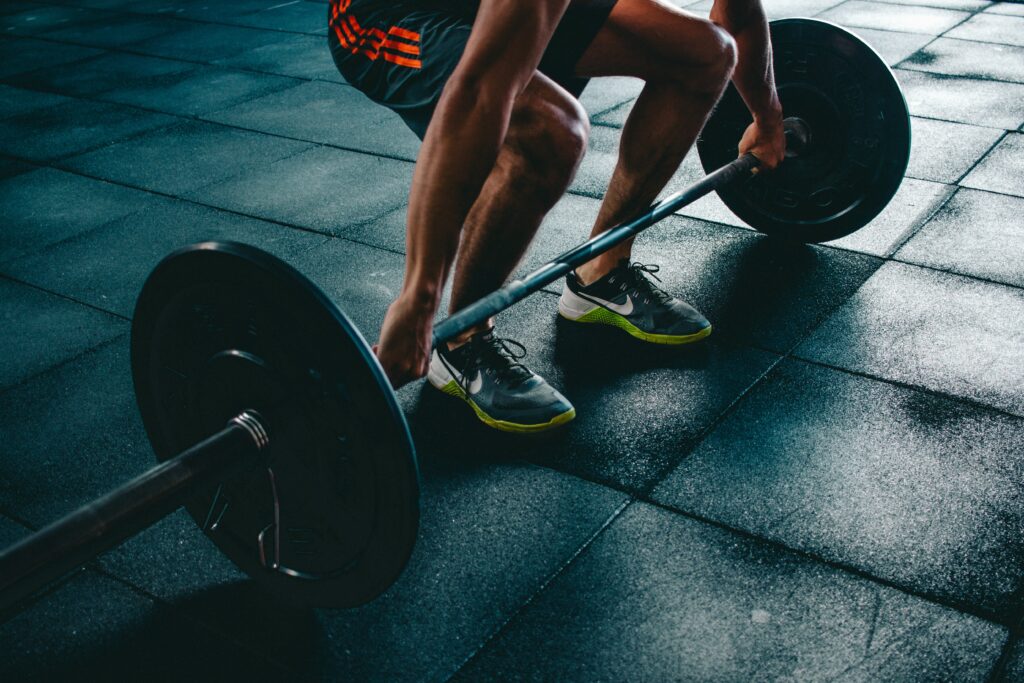6-Best-ways-for-training-to-a-half-marathon-with-success-deadlift