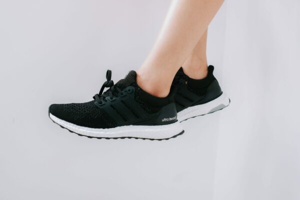 Adidas Men Ultraboost 21 Running Shoe For Best Comfort