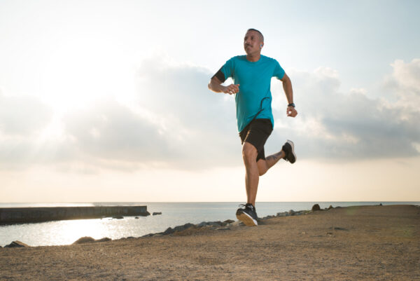 Types of marathon training - Man doing VO2 max. training