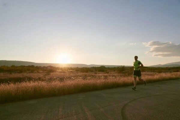 marathon training motivation - Marathon runner motivated to finish training strong